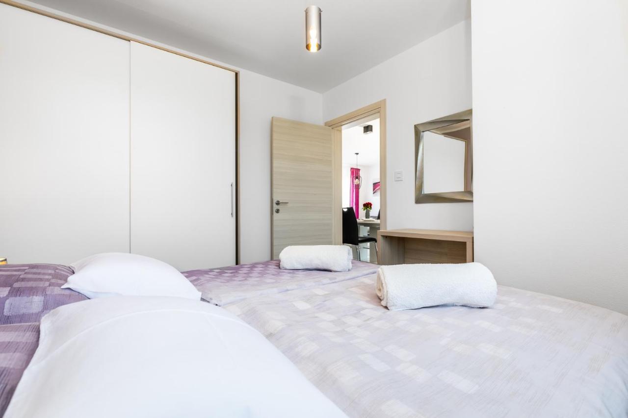 Apartman Bura Пунат Екстериор снимка